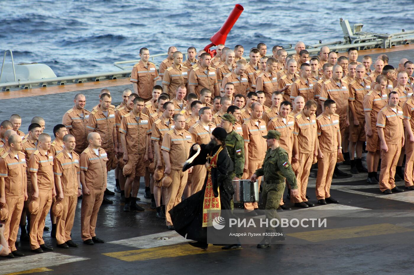 Дальний морской поход отряда боевых кораблей Северного флота РФ