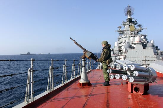 Дальний морской поход отряда боевых кораблей Северного флота РФ