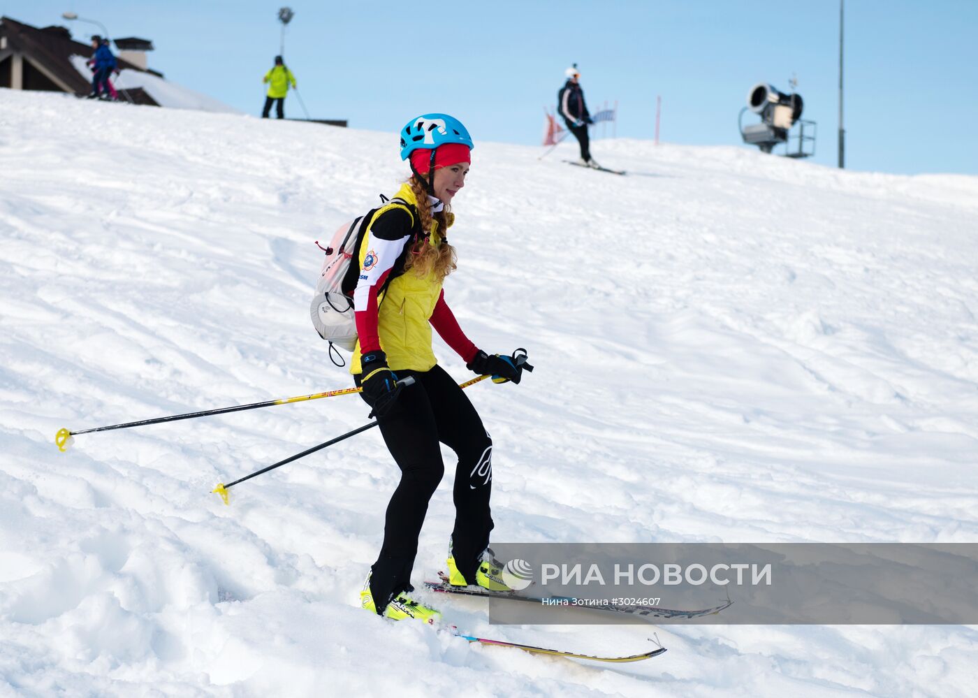 Тренировка членов сборной Вооруженных Сил Российской Федерации по ски-альпинизму