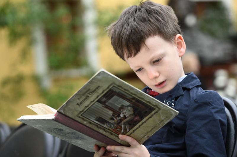 9 августа - Всемирный день книголюбов