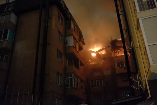 Пожар в многоэтажном жилом доме в Краснодаре