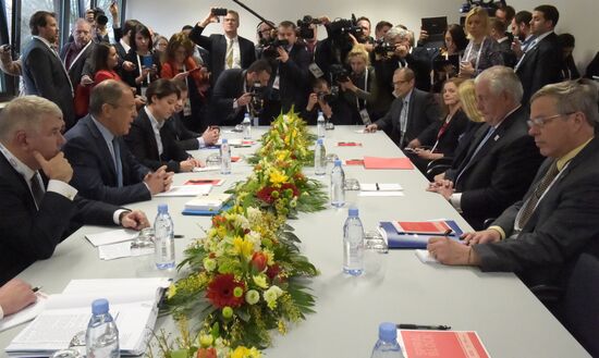 Министр иностранных дел РФ С. Лавров на встрече глав МИД G20 в Бонне