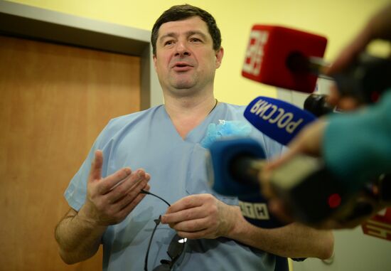 Российский хирург впервые на Урале провел операцию в 3D-очках