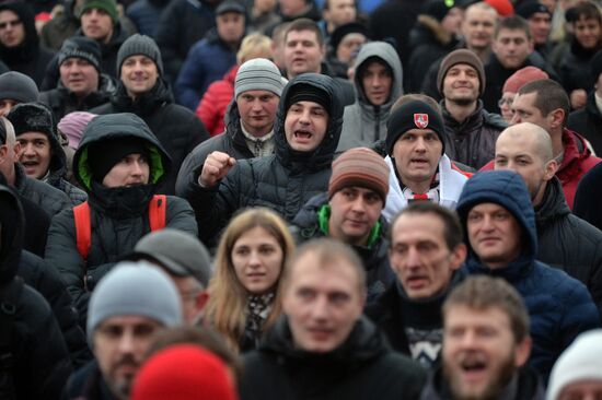 Акция против "декрета о тунеядцах" в Минске