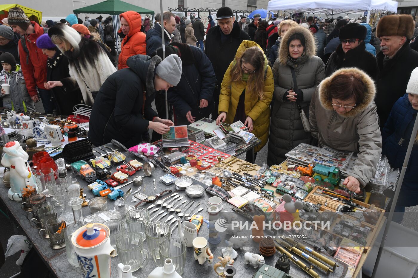 Городской блошиный рынок в Музее Москвы