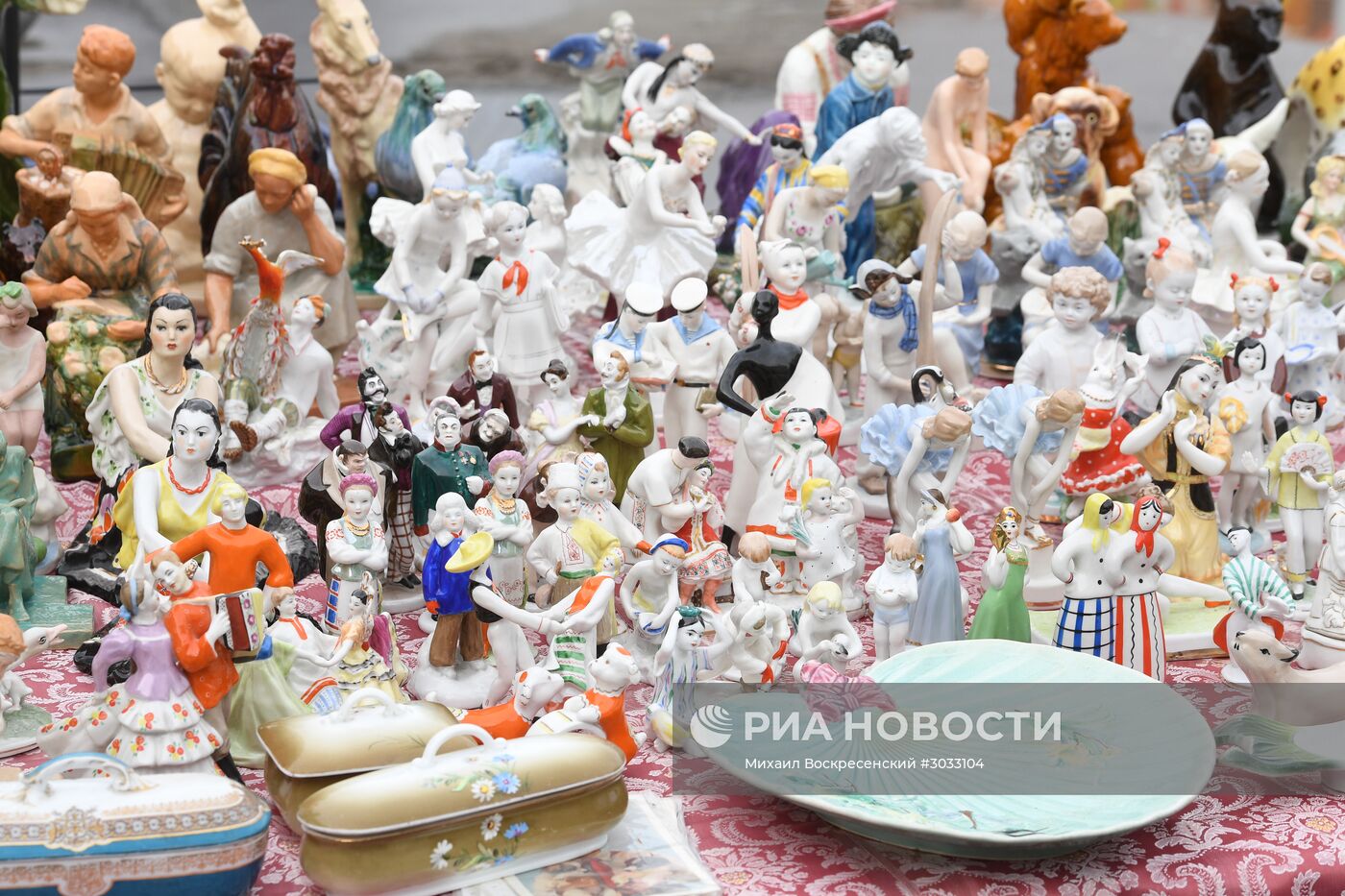 Городской блошиный рынок в Музее Москвы