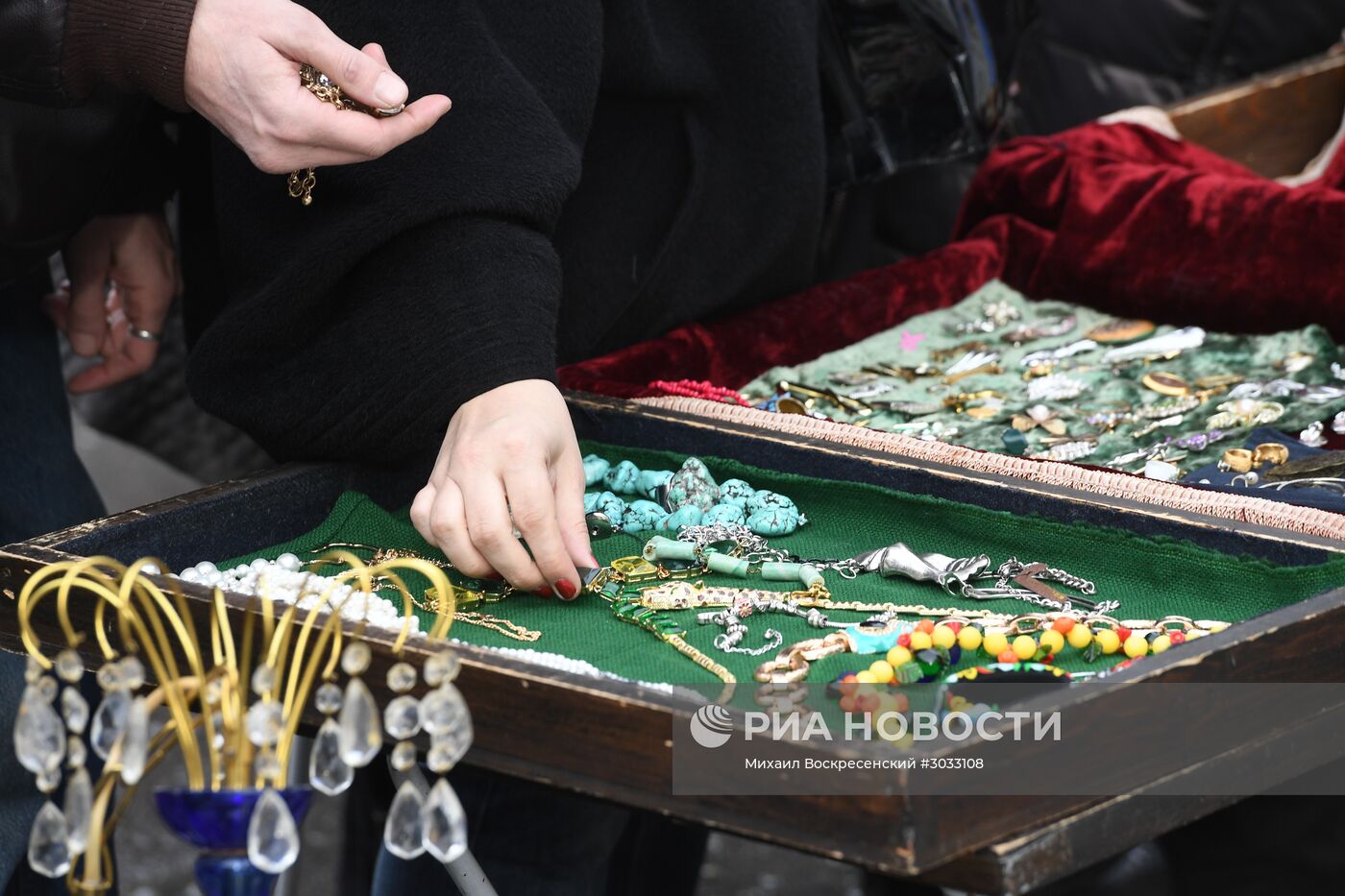 Городской блошиный рынок в Музее Москвы