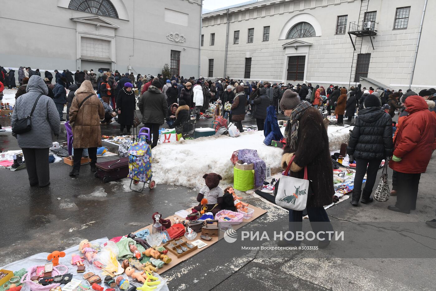 Городской блошиный рынок в Музее Москвы
