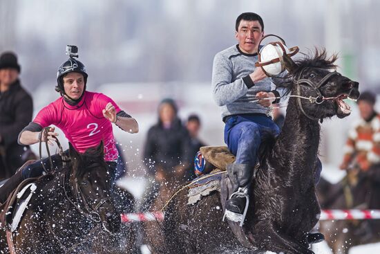 Чемпионат по хорсболу в Киргизии