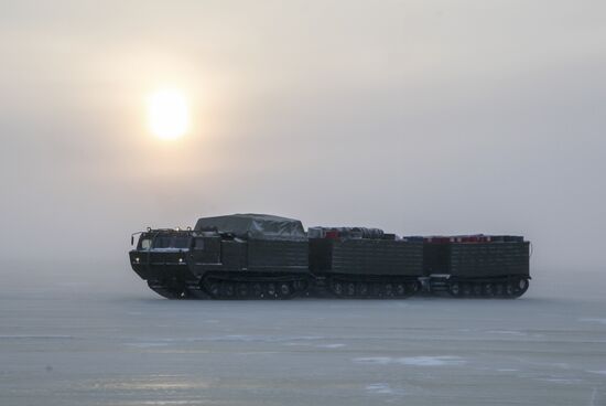 Испытания новых и перспективных образцов вооружения, военной и специальной техники в условиях Арктики