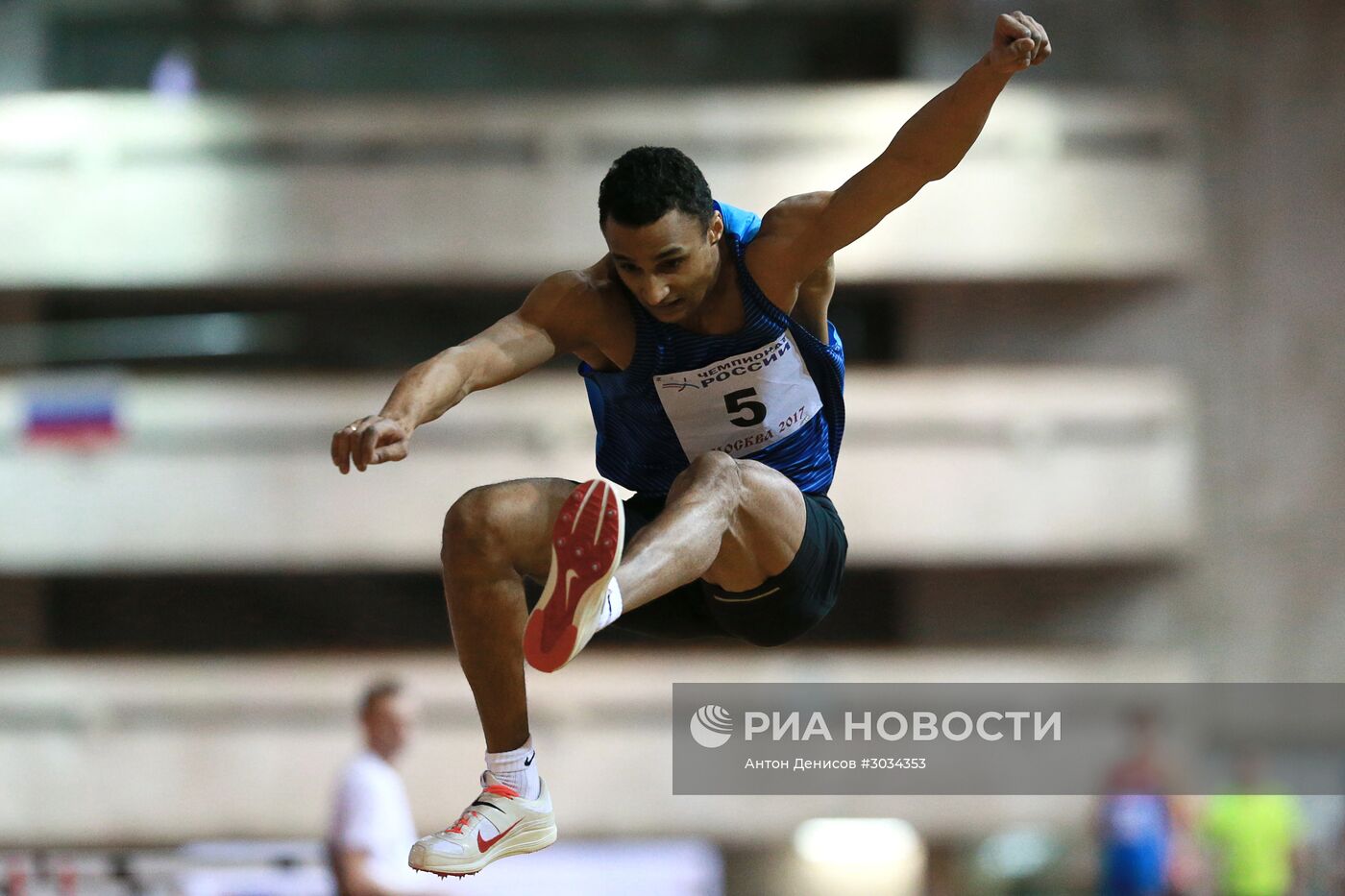 Легкая атлетика. Чемпионат России в помещении. Второй день