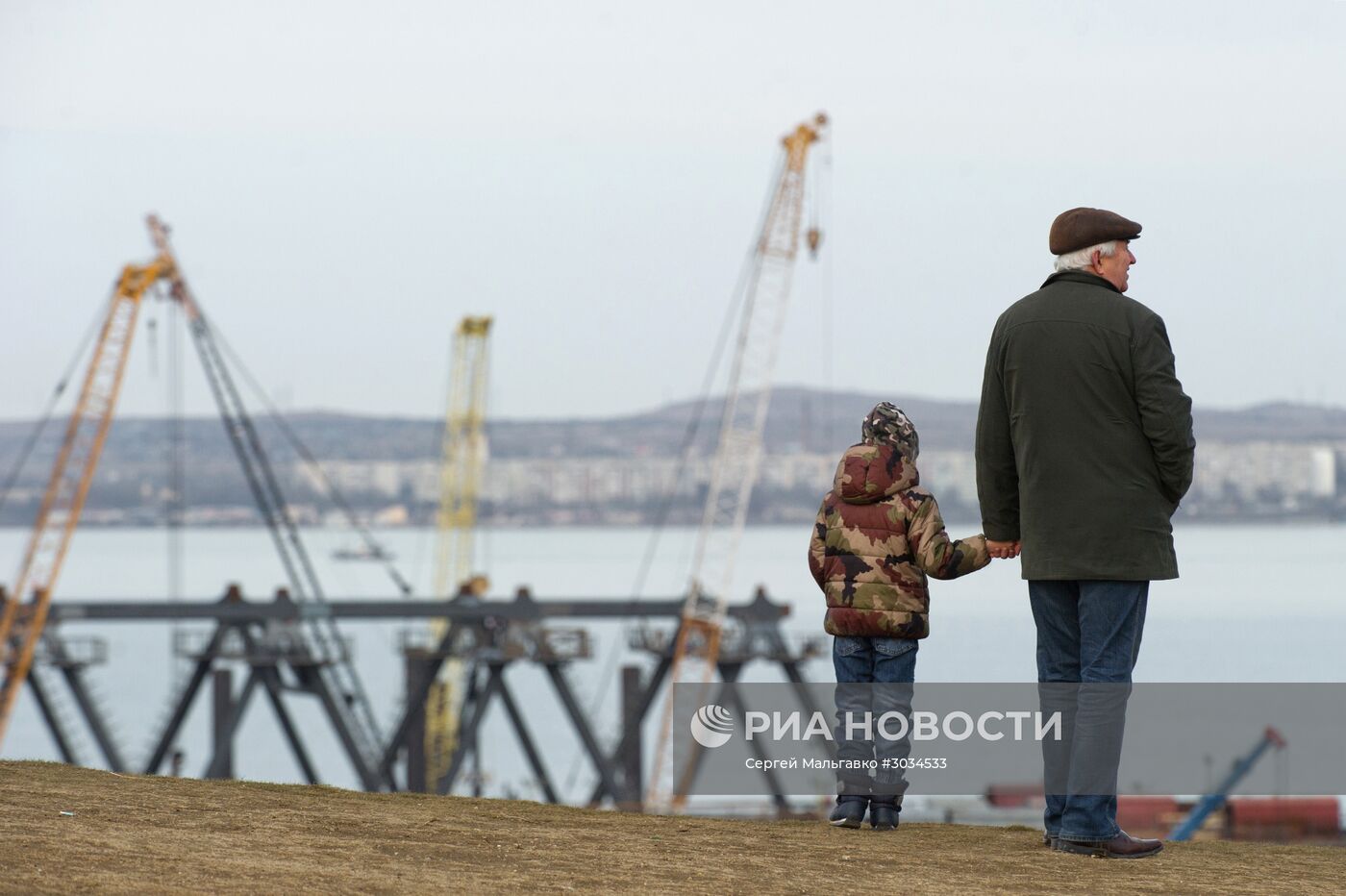 Строительство моста через Керченский пролив в Крыму