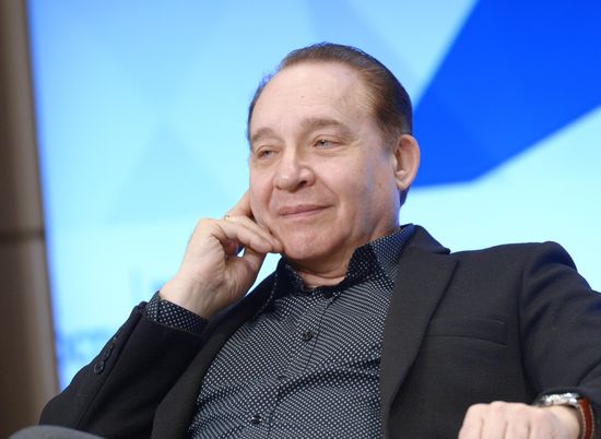 П/к съемочной группы и актеров фильма "О любви