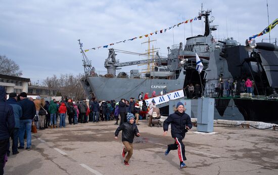 День защитника Отечества в городах России