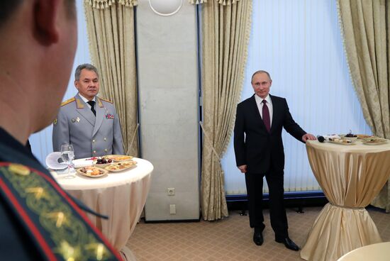 Президент РФ В. Путин встретился с руководителями делегаций государств – участников III зимних Всемирных военных игр