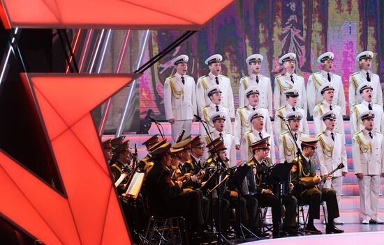 Праздничный концерт в ГКД, посвященный Дню защитника Отечества