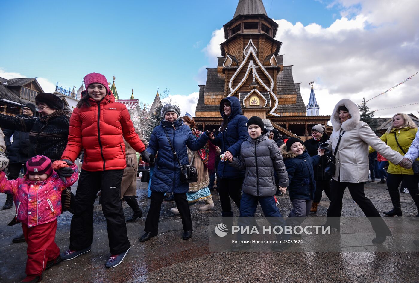 Масленичные гуляния в Москве