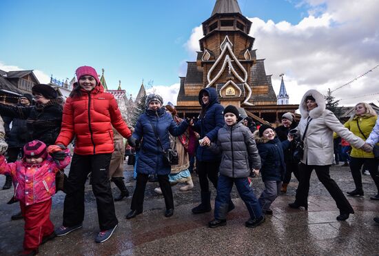 Масленичные гуляния в Москве