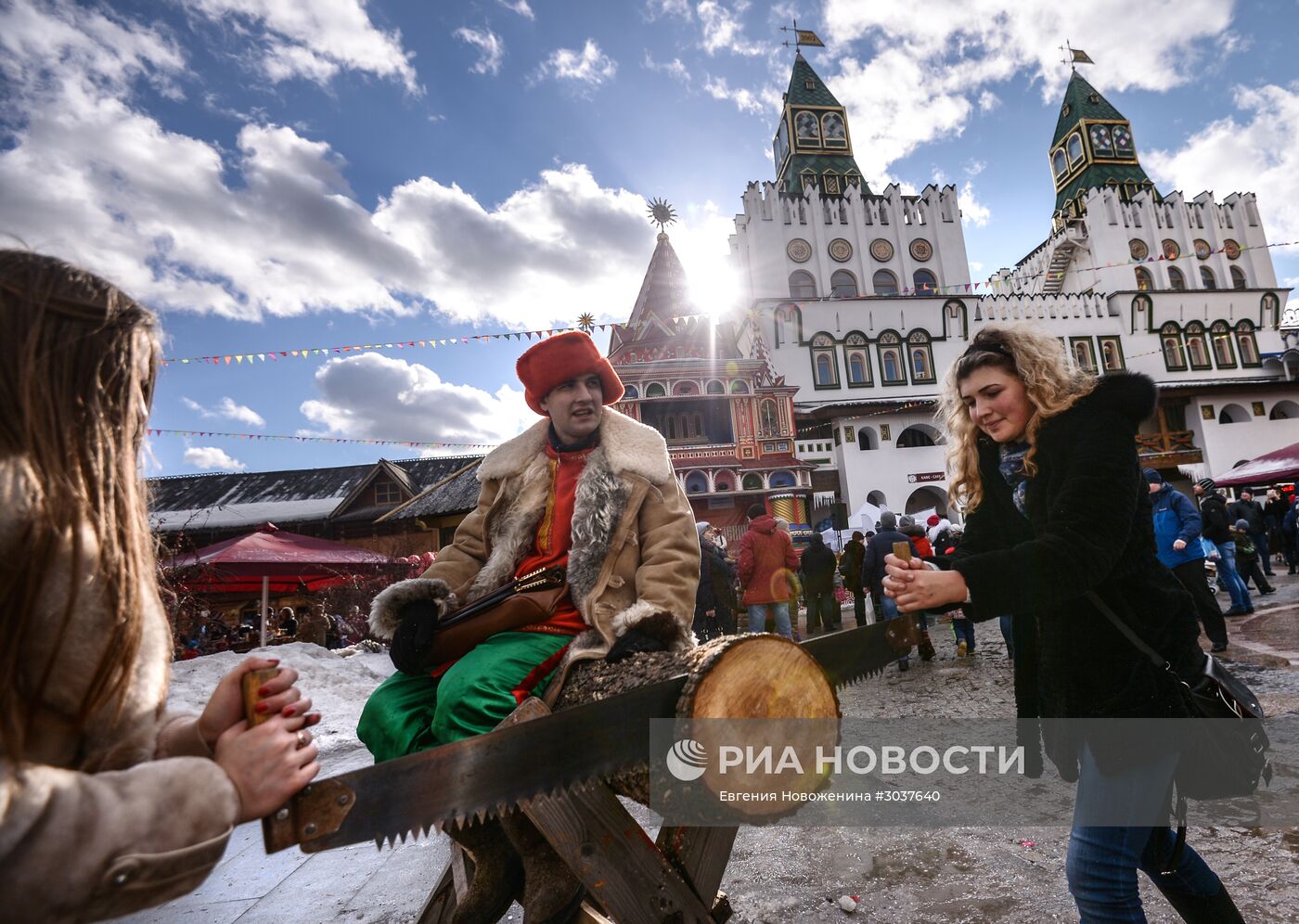 Масленичные гуляния в Москве