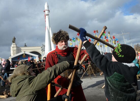 Масленичные гуляния в Москве