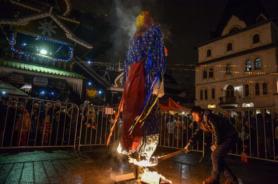 Масленичные гуляния в Москве