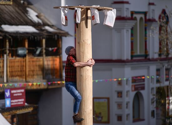 Масленичные гуляния в Москве