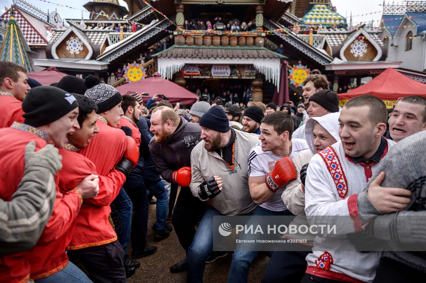 Масленичные гуляния в Москве