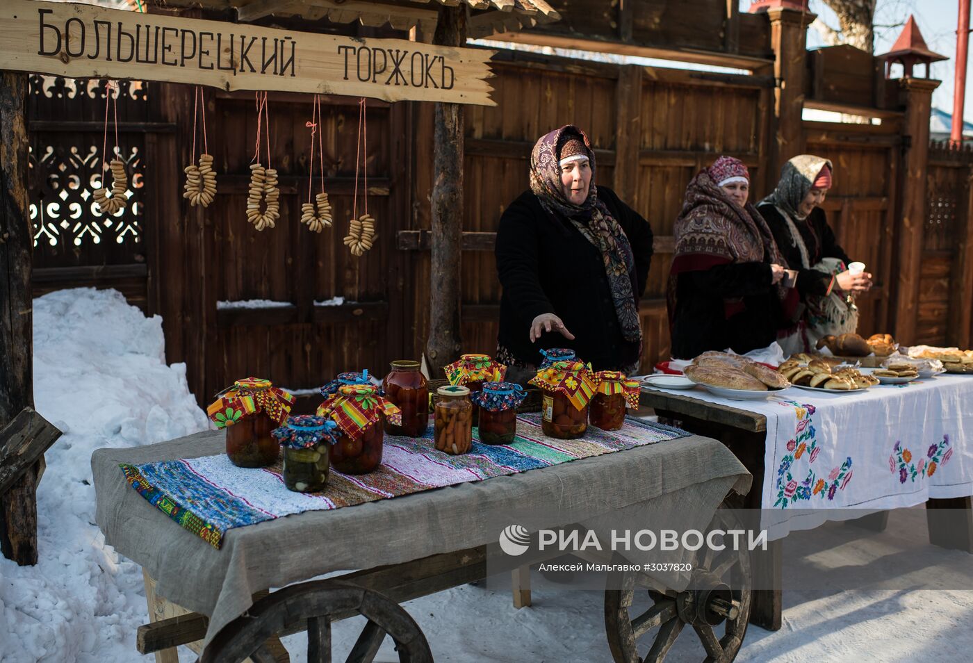 Празднование Масленицы в Омской области