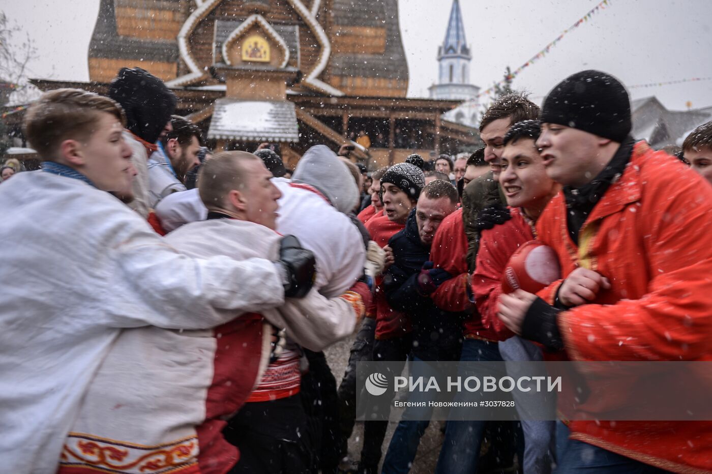 Масленичные гуляния в Москве