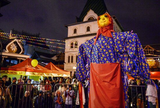 Масленичные гуляния в Москве