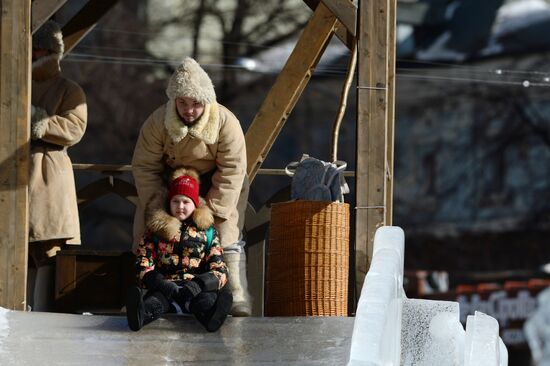 Масленичные гуляния в Москве