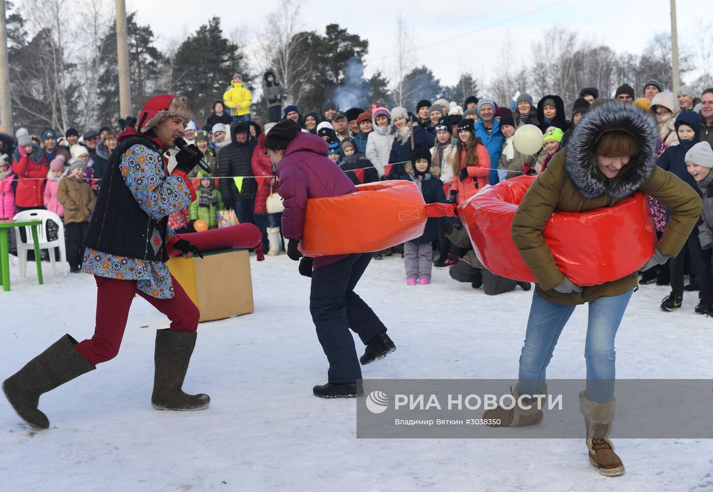 Празднование Масленицы в городах России