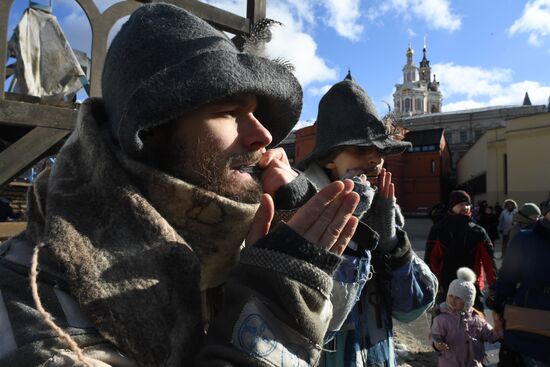 Масленичные гуляния в Москве