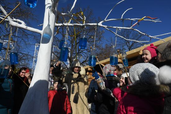 Масленичные гуляния в Москве