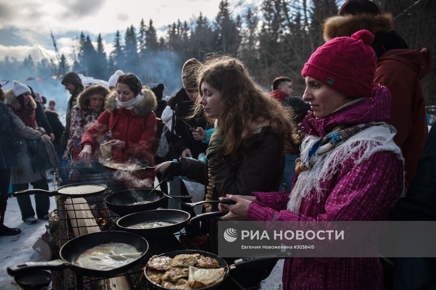 Празднование Масленицы в городах России