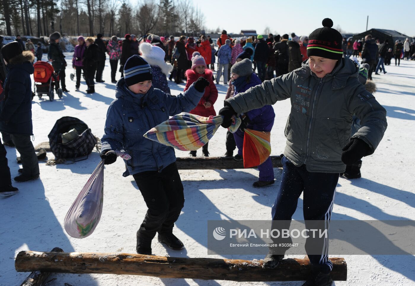 Празднование Масленицы в городах России