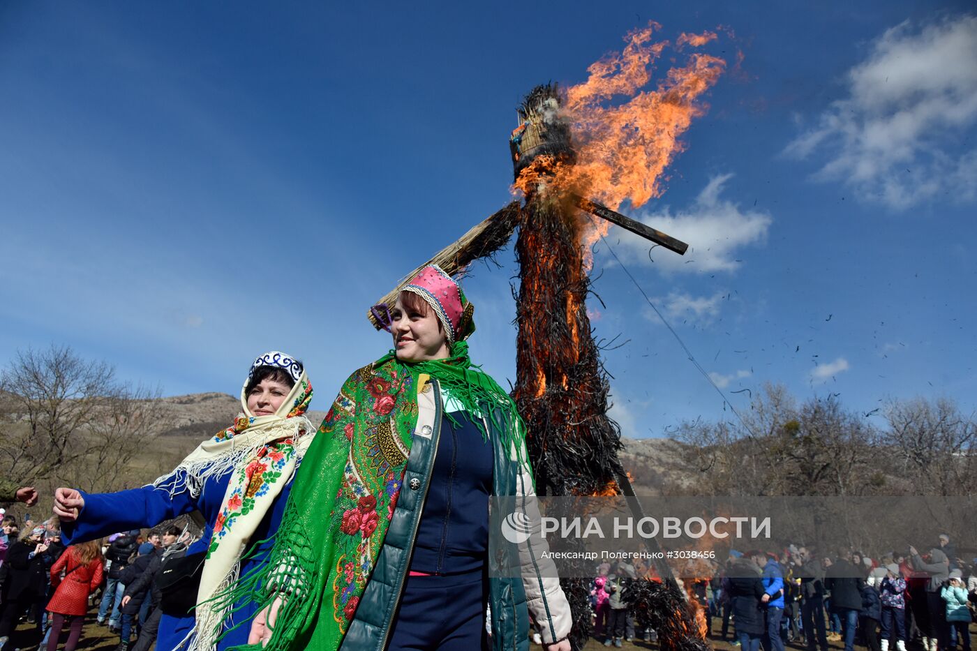 Празднование Масленицы в городах России