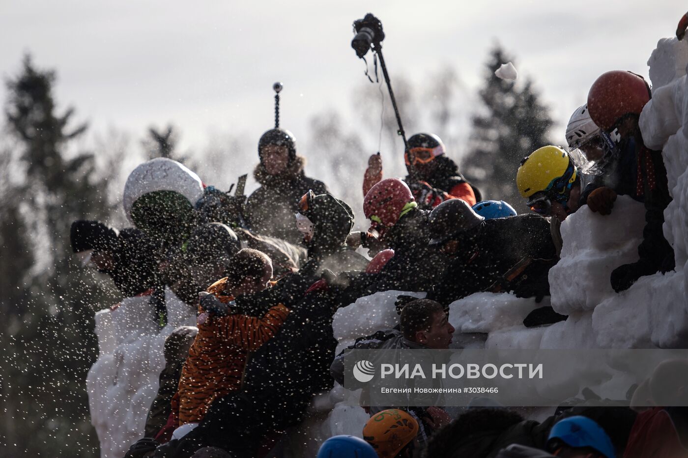 Празднование Масленицы в городах России