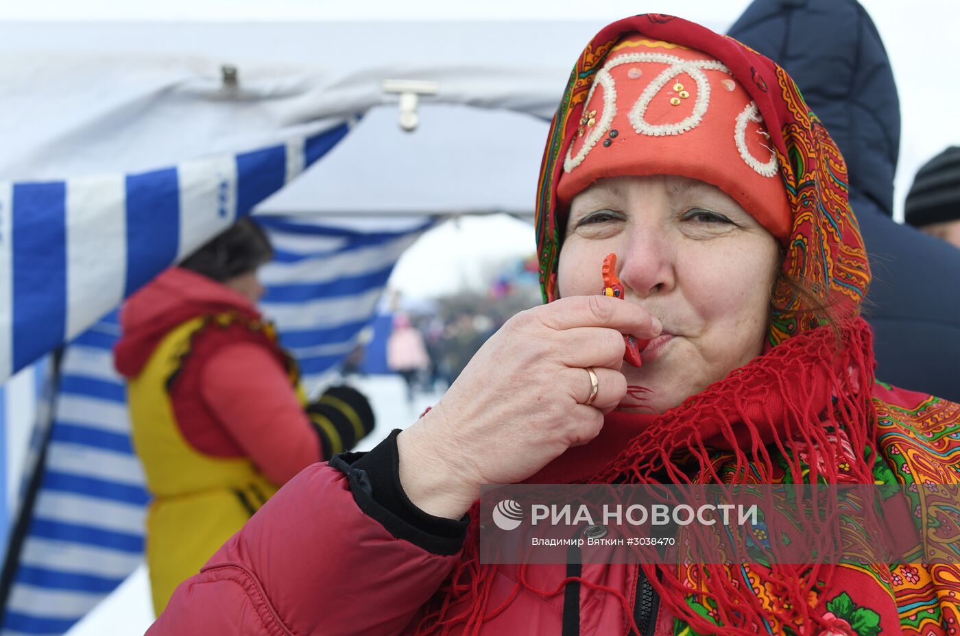 Празднование Масленицы в городах России