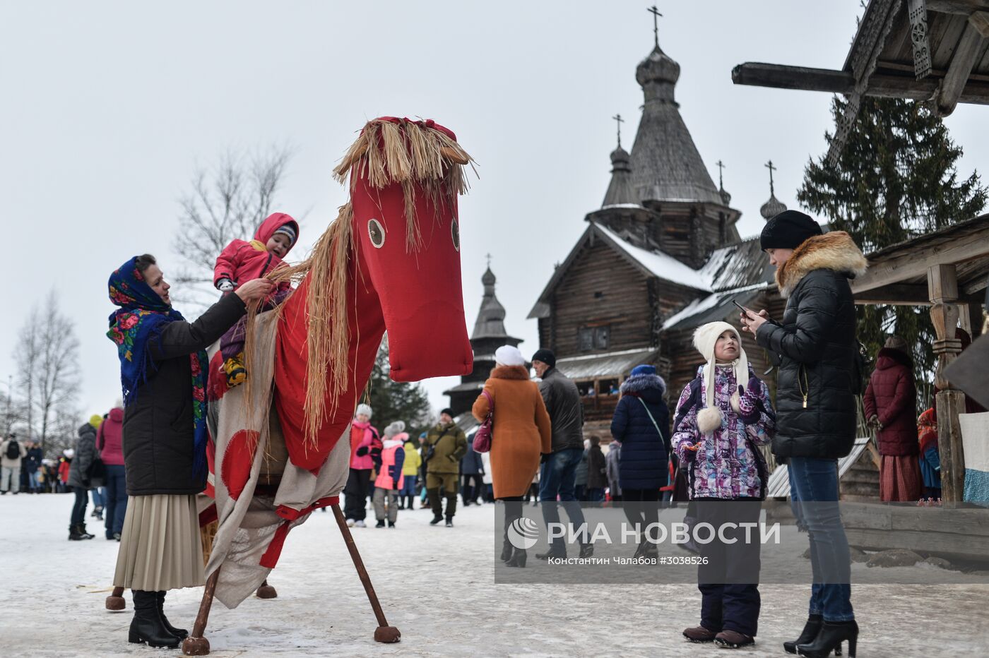 Празднование Масленицы в городах России