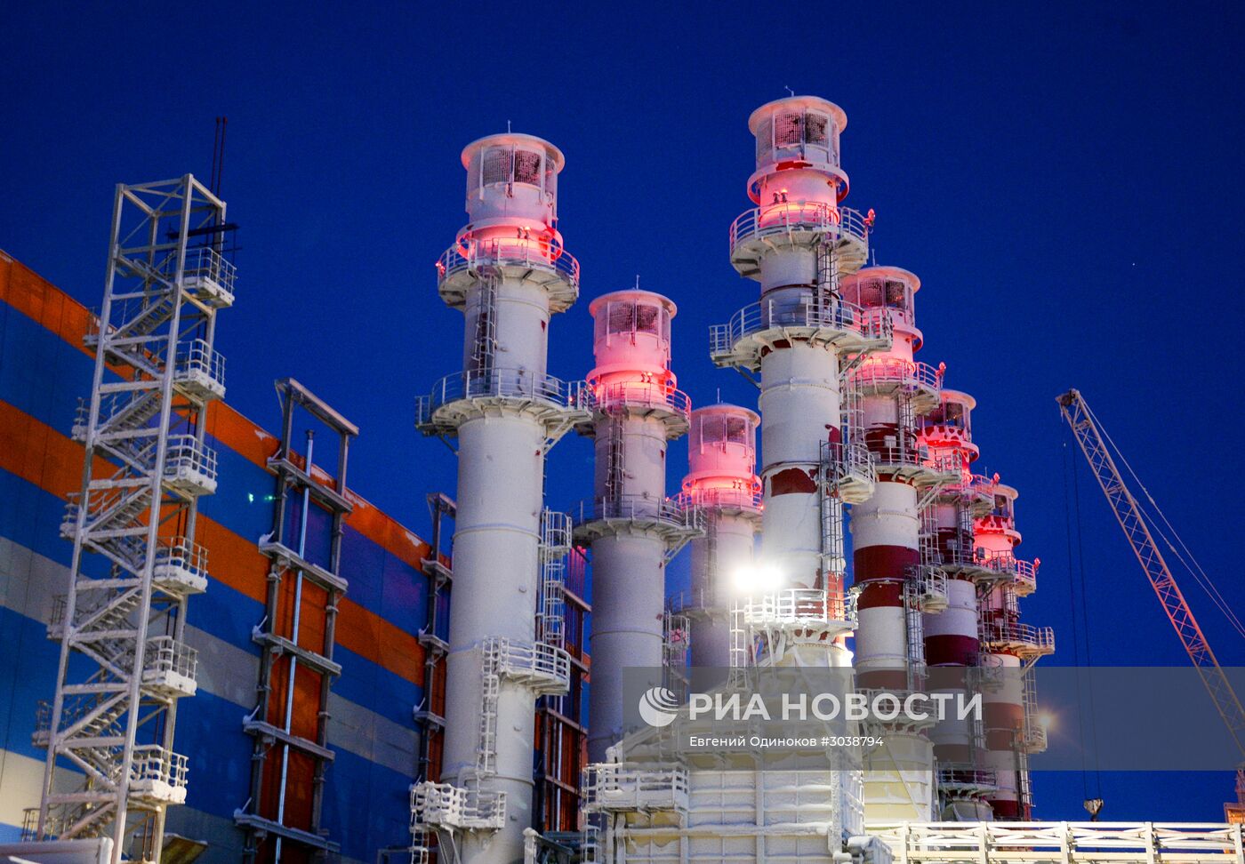 Строительство завода по производству сжиженного газа "Ямал СПГ"