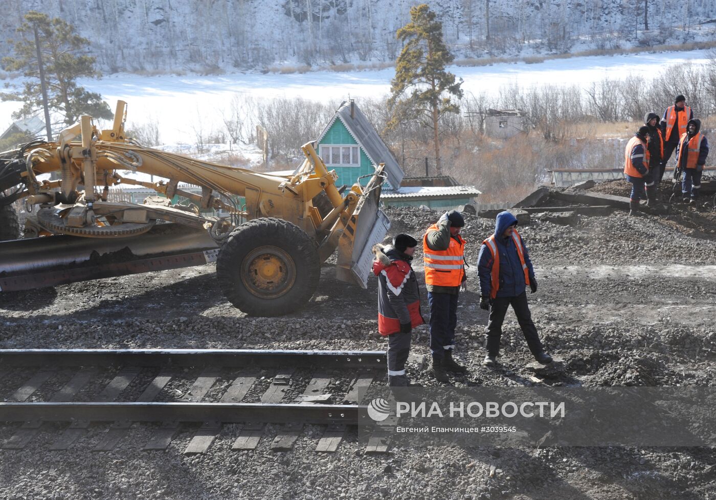 Сход с рельсов вагонов с углем в Забайкалье