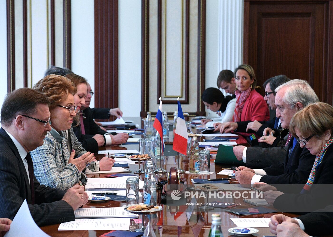 Встреча председателя Совета Федерации В.Матвиенко с Жан-Пьером Раффареном