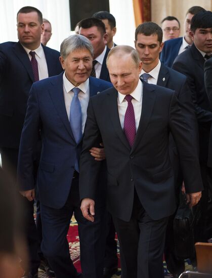 Официальный визит президента РФ В. Путина в Киргизию