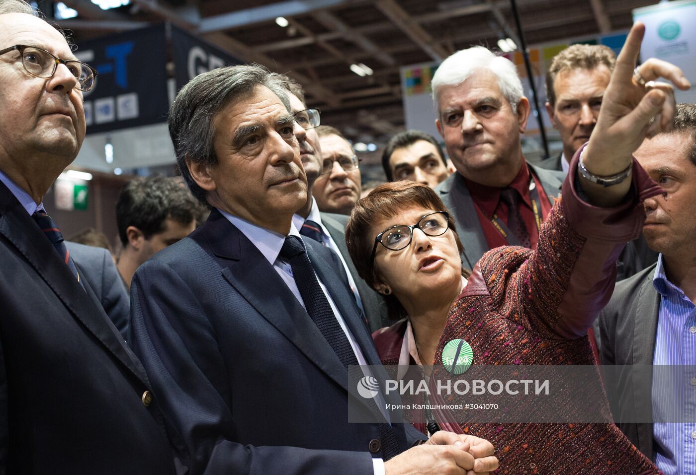 Кандидаты в президенты Франции посетили с/х выставку в Париже