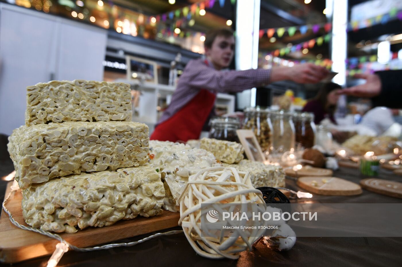 Фестиваль сыра на Манежной площади