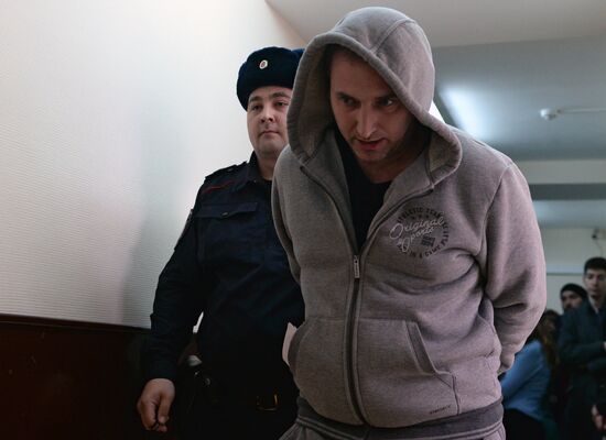 Рассмотрение ходатайства следствия о продлении ареста В. Аникееву
