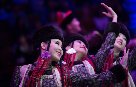 Празднование Сагаалгана в Большом Московском Цирке на Вернадского
