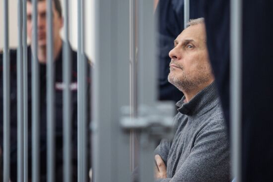 Заседание суда по делу бывшего губернатора Сахалинской области Александра Хорошавина