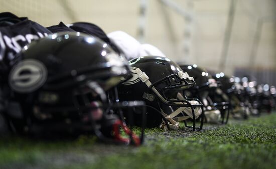 Тренировка московской команды по американскому футболу "Сирены"